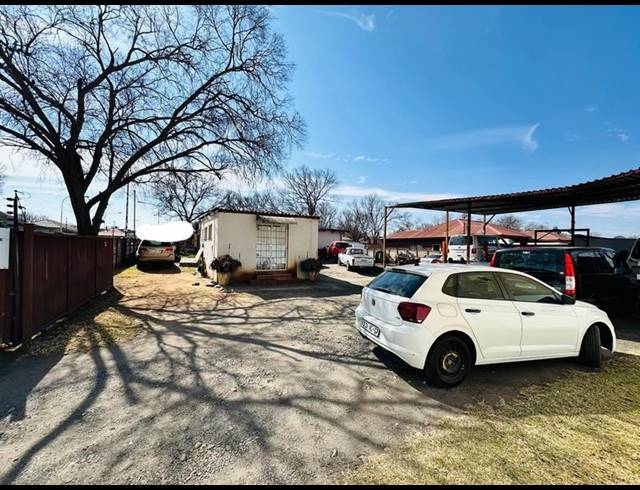 3 BEDROOM HOUSE FOR SALE IN BOKSBURG NORTH